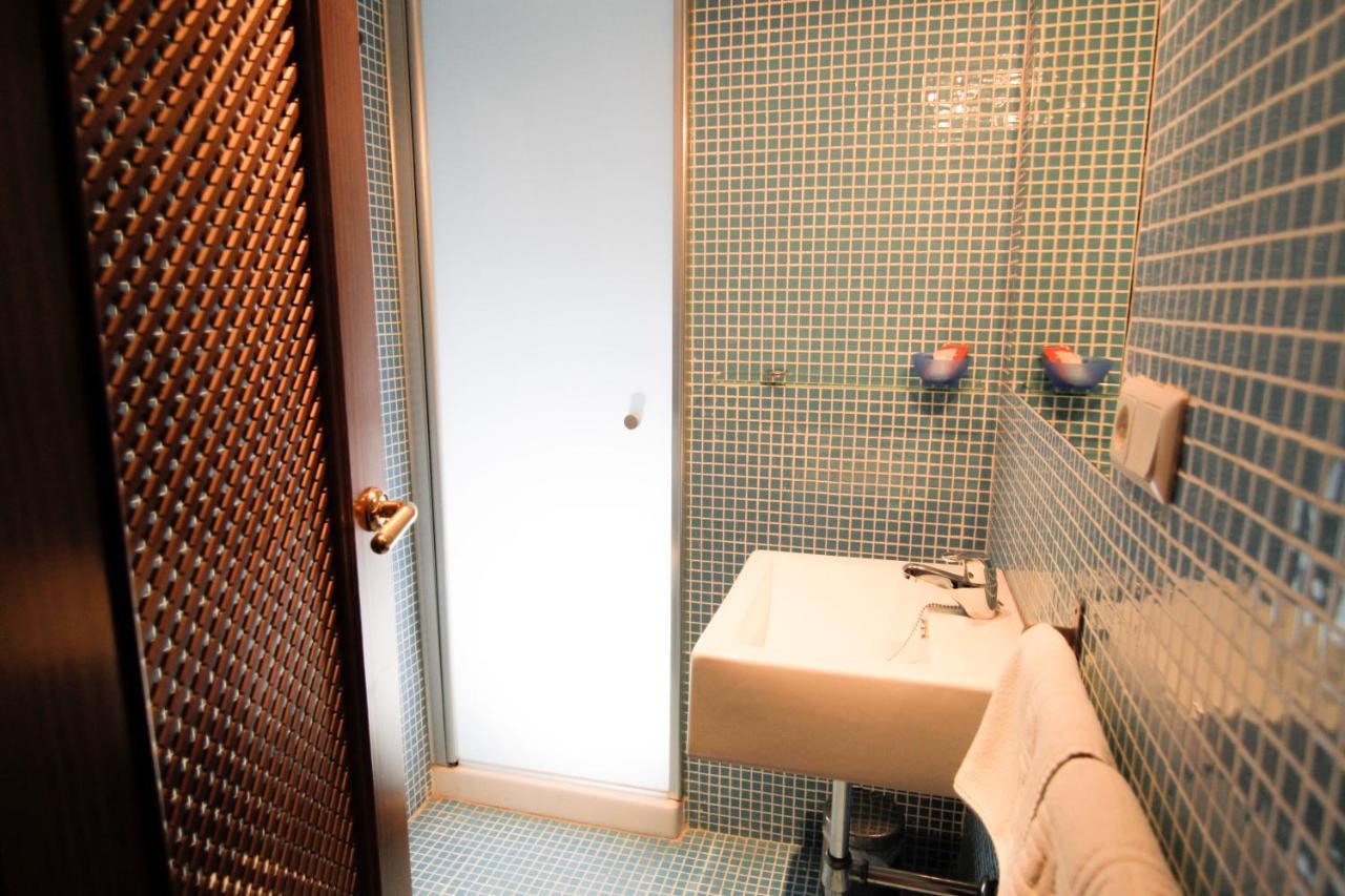 Vivienda Turistica Yamaries Hotel อูเบดา ภายนอก รูปภาพ